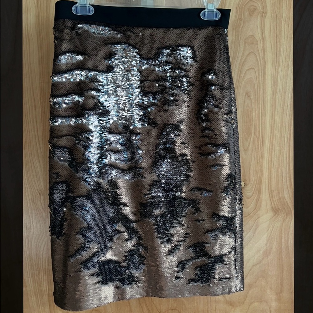 Banana Republic Black and Silver Sequin Pencil Skirt